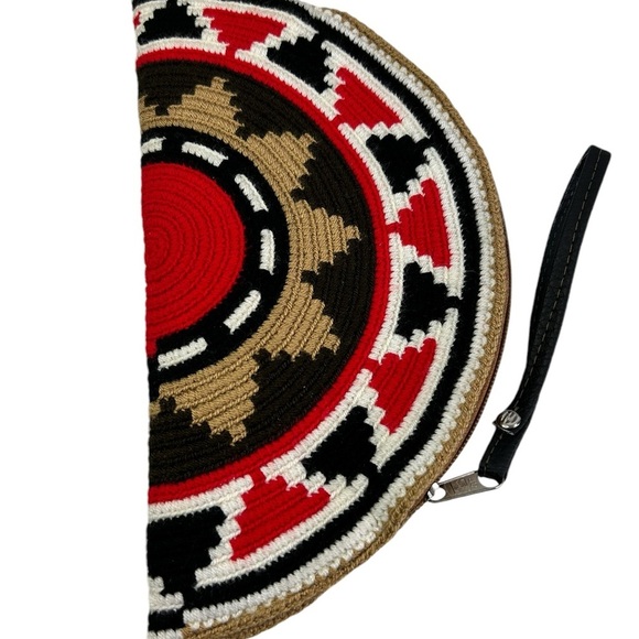 Aztec Handcrafted Woven Crochet Clutch Wristlet Half Circle Moon Zip Closure - Picture 3 of 4